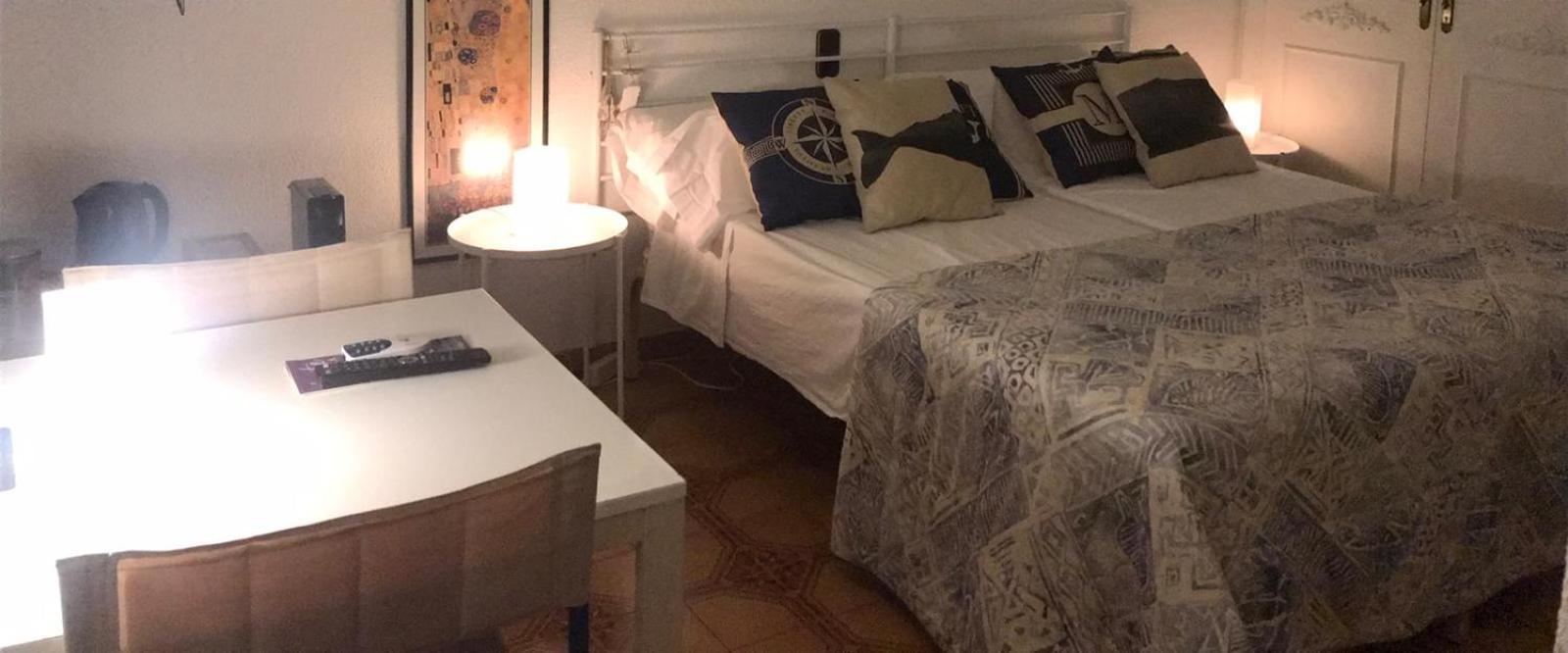 Bed&Coffee - Habitacion En Vivienda Habitual Lejlighed Santa Pola Eksteriør billede